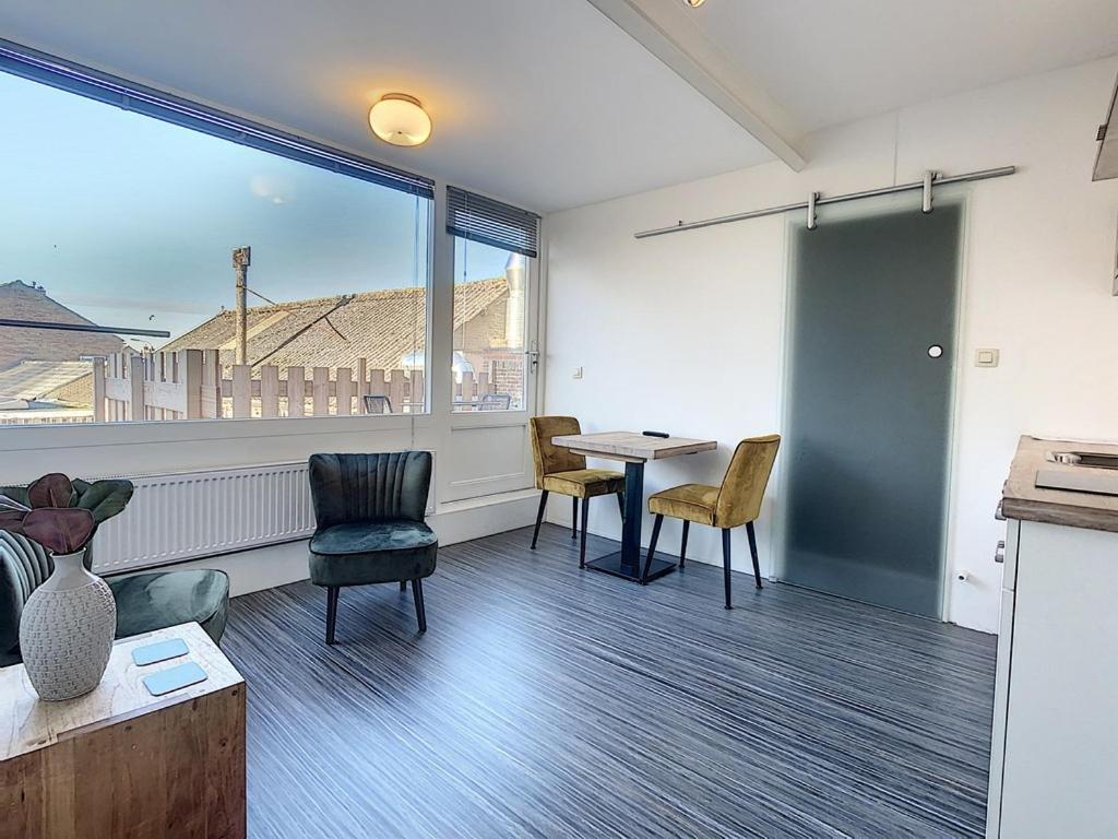 The Town Hotel Studios Appartments Zuidzande Exteriör bild